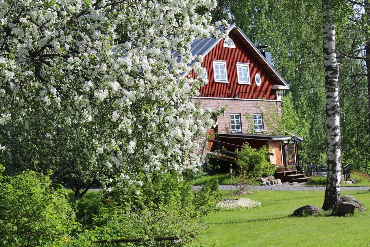 Nukula Guestrooms Oravasaari Kültér fotó